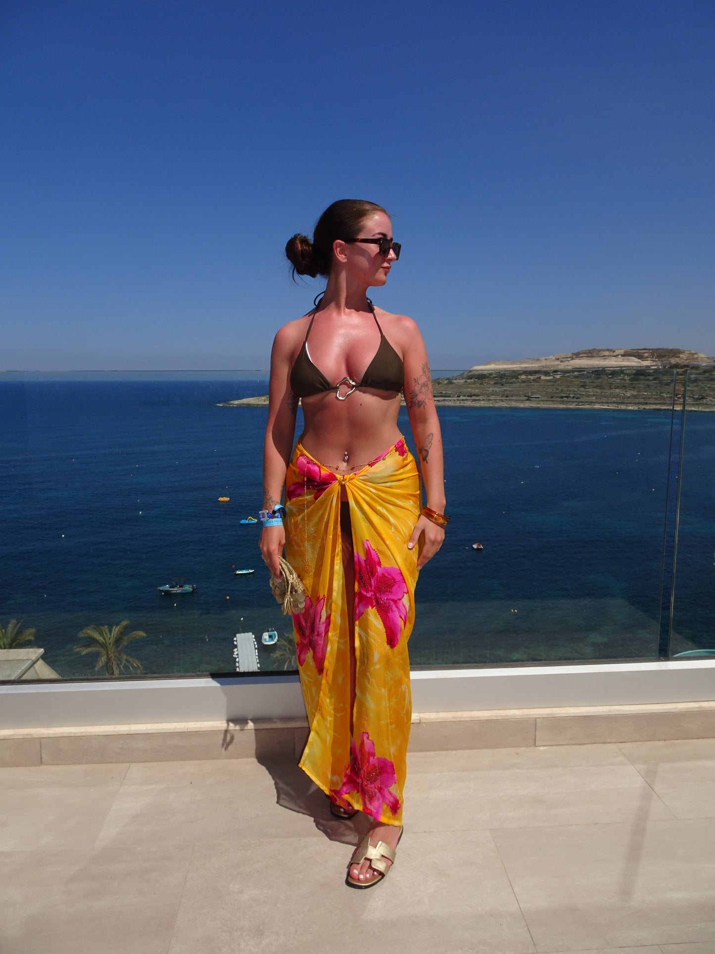 YASMIN SARONG | HIBISCUS